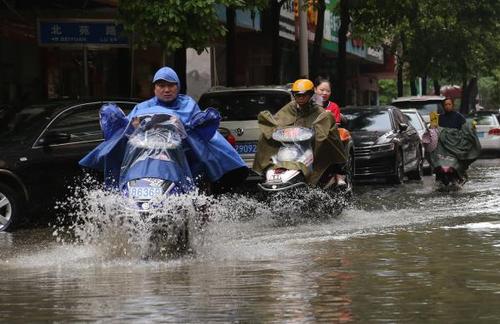 南方雨水頻發(fā),家用智能鎖如何做好防水?